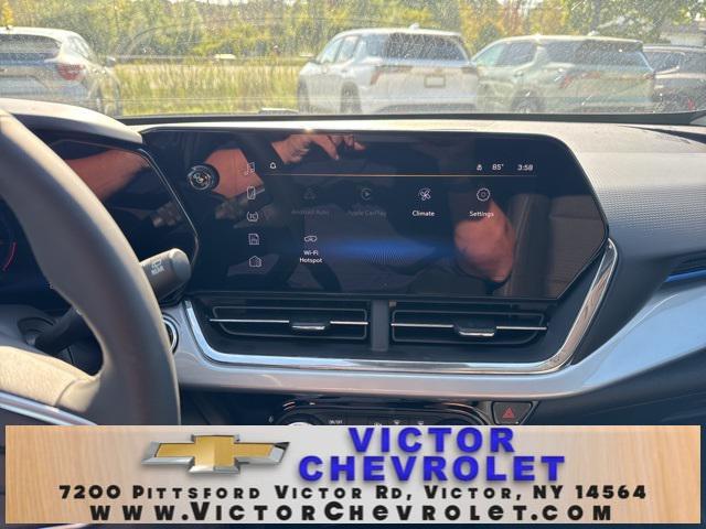 new 2025 Chevrolet Trax car, priced at $25,725