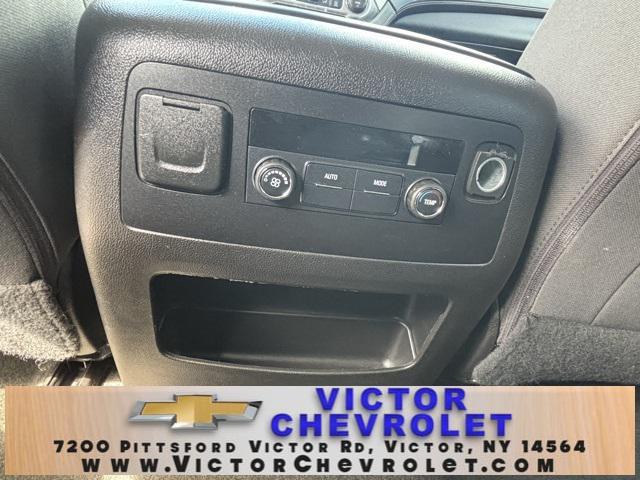 used 2016 GMC Yukon car, priced at $18,990