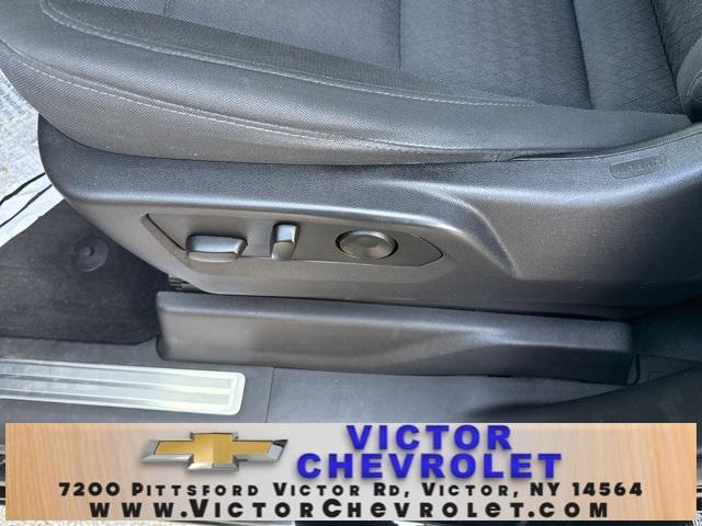 used 2022 Chevrolet Silverado 1500 car, priced at $30,990