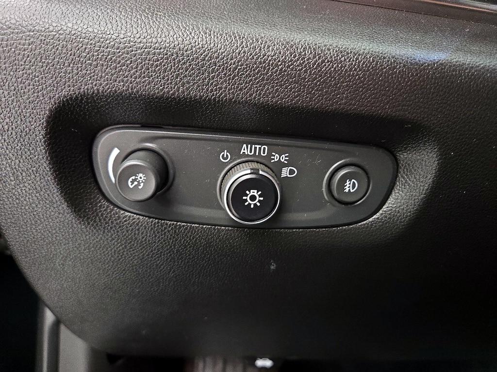 used 2020 Chevrolet Traverse car, priced at $23,998