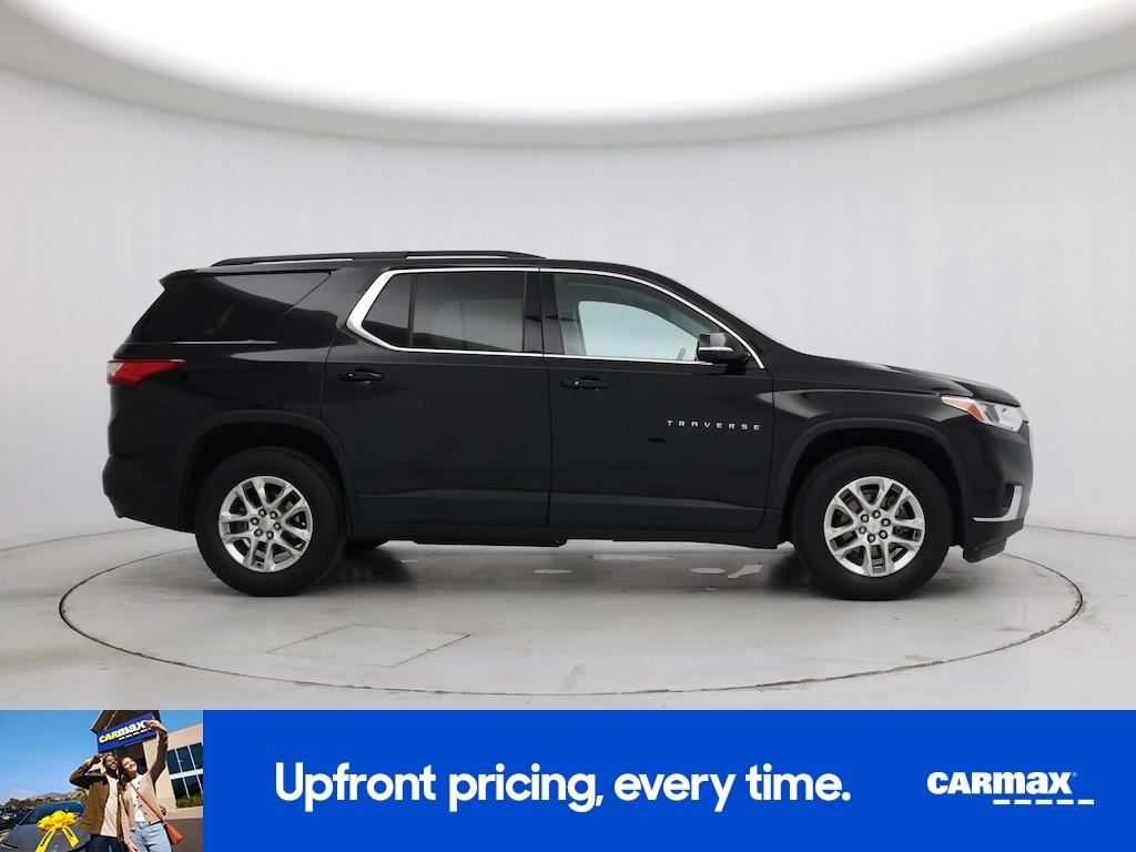 used 2020 Chevrolet Traverse car, priced at $23,998
