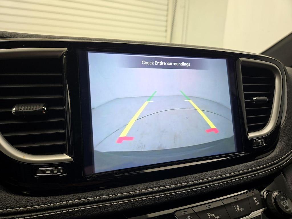 used 2023 Chrysler Pacifica car, priced at $31,998