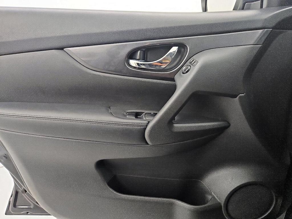 used 2019 Nissan Rogue car, priced at $15,998