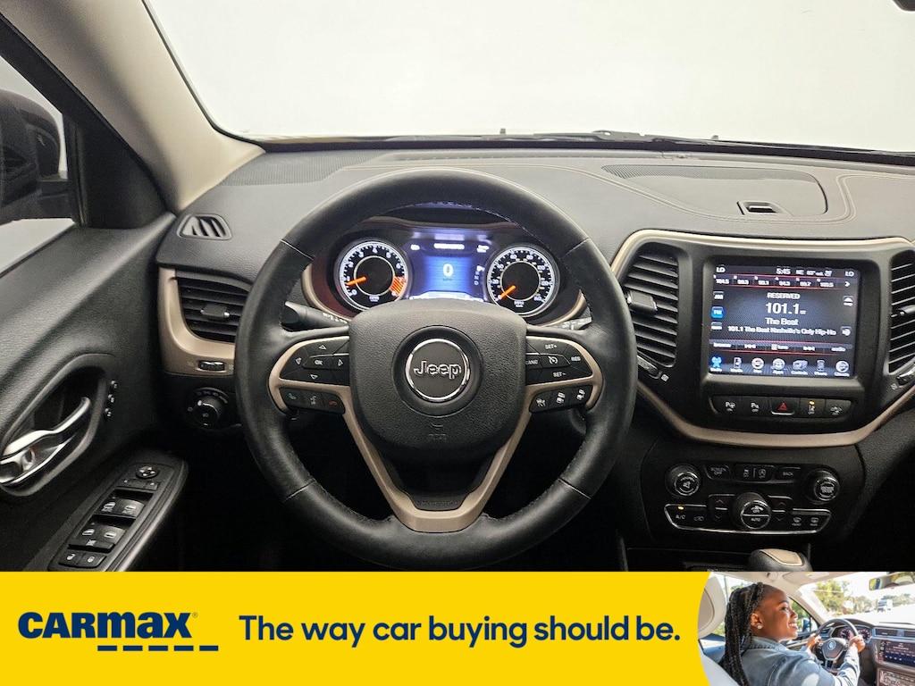 used 2015 Jeep Cherokee car, priced at $15,998
