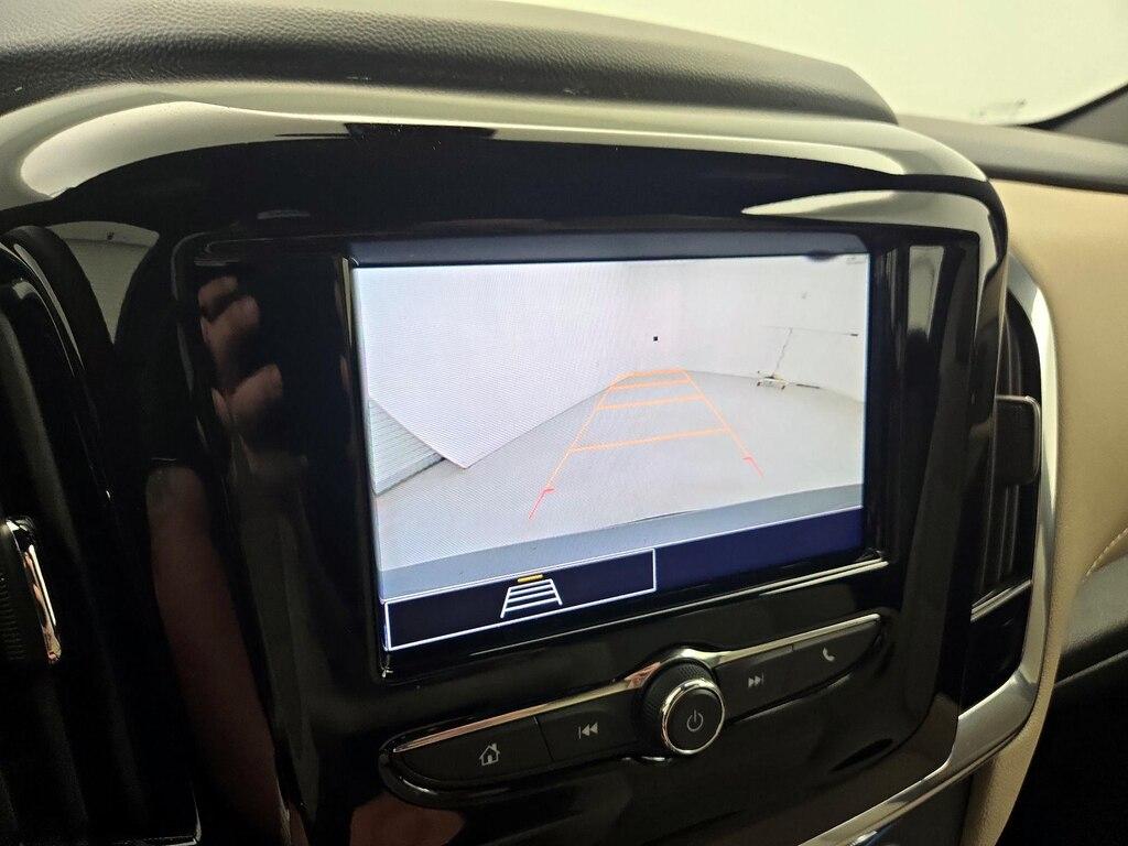 used 2023 Chevrolet Traverse car, priced at $27,998
