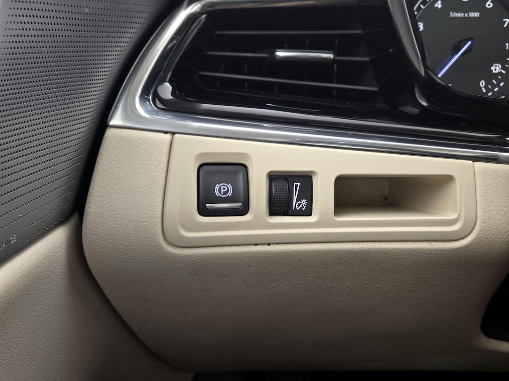 used 2020 Cadillac XT6 car, priced at $31,998