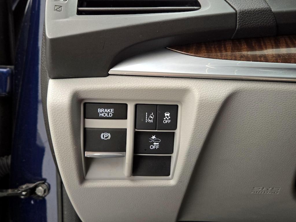 used 2018 Acura MDX car, priced at $25,998