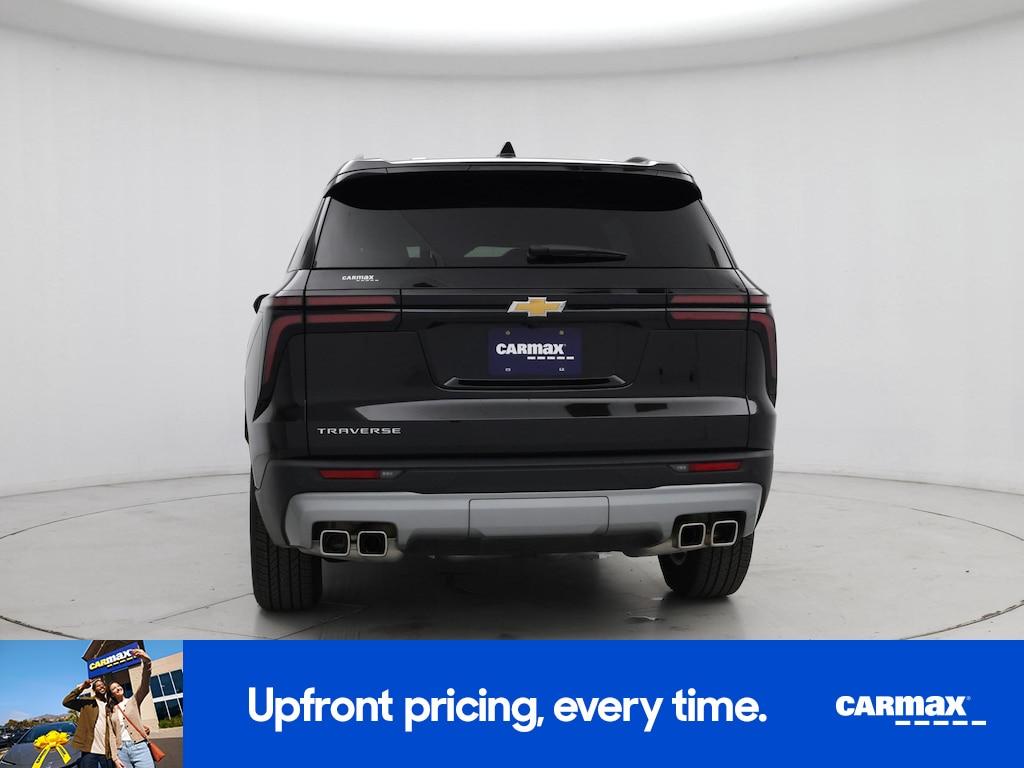 used 2025 Chevrolet Traverse car, priced at $38,998