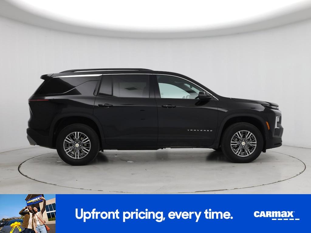 used 2025 Chevrolet Traverse car, priced at $38,998