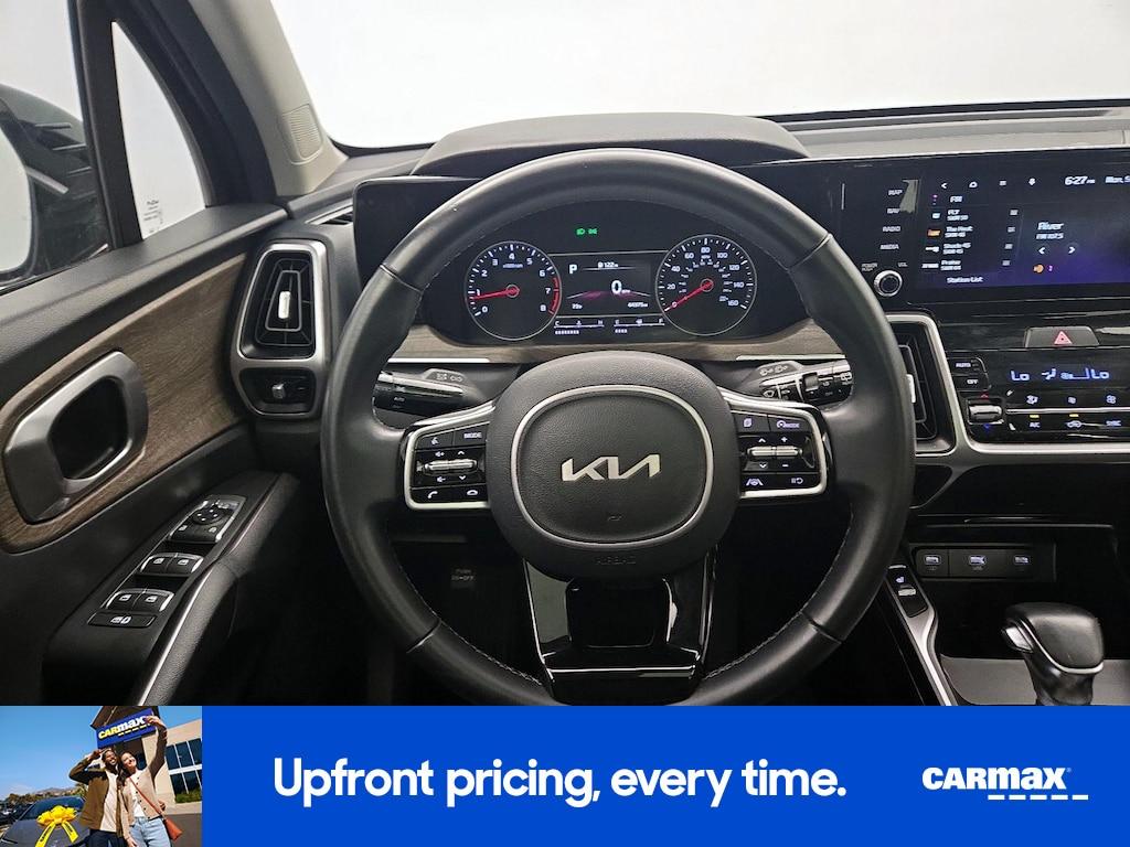 used 2022 Kia Sorento car, priced at $27,998