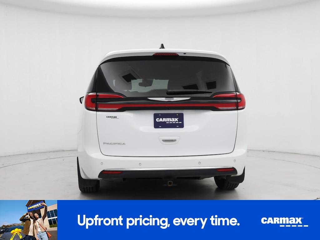 used 2023 Chrysler Pacifica car, priced at $27,998