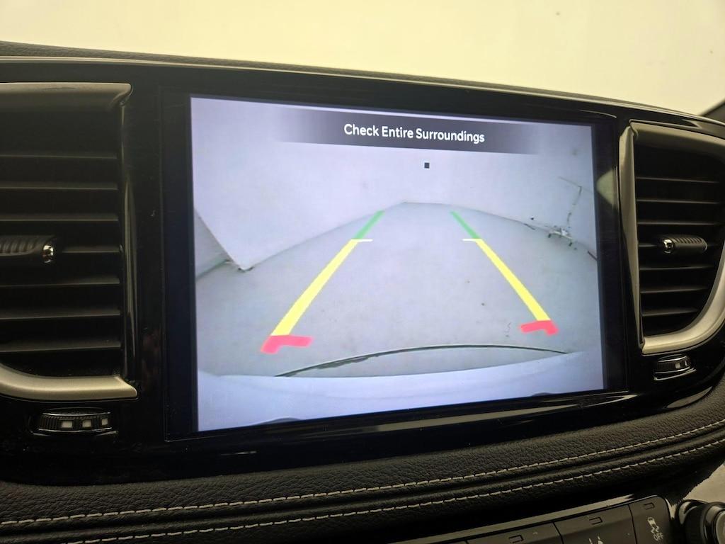 used 2023 Chrysler Pacifica car, priced at $27,998