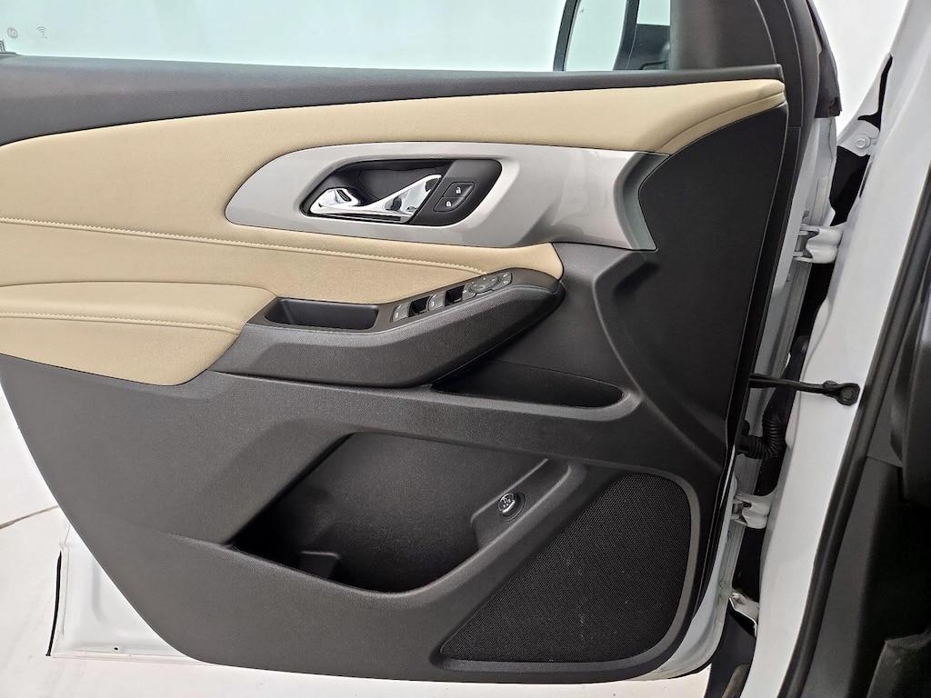 used 2022 Chevrolet Traverse car, priced at $25,998