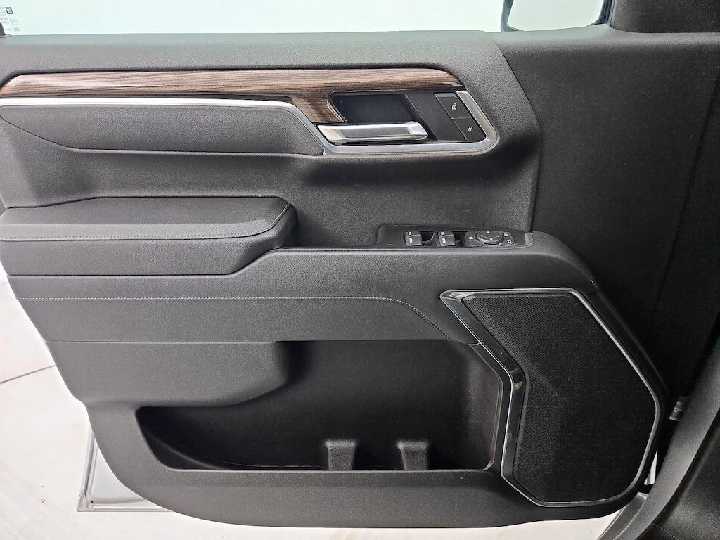 used 2022 Chevrolet Silverado 1500 car, priced at $33,998