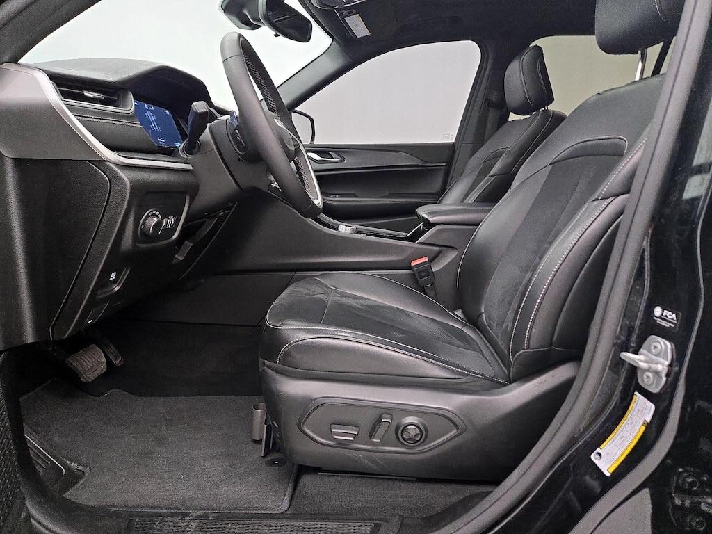 used 2023 Jeep Grand Cherokee car, priced at $34,998