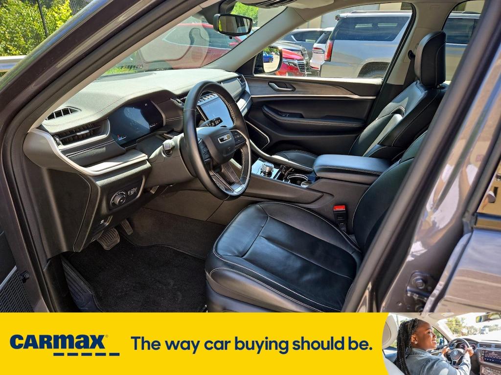 used 2022 Jeep Grand Cherokee car, priced at $32,998