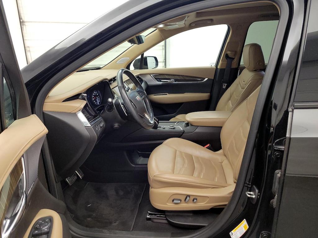 used 2022 Cadillac XT6 car, priced at $38,998