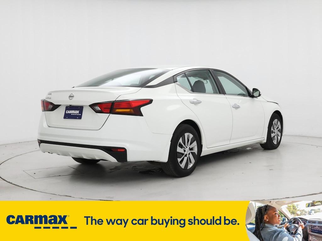 used 2022 Nissan Altima car, priced at $19,998