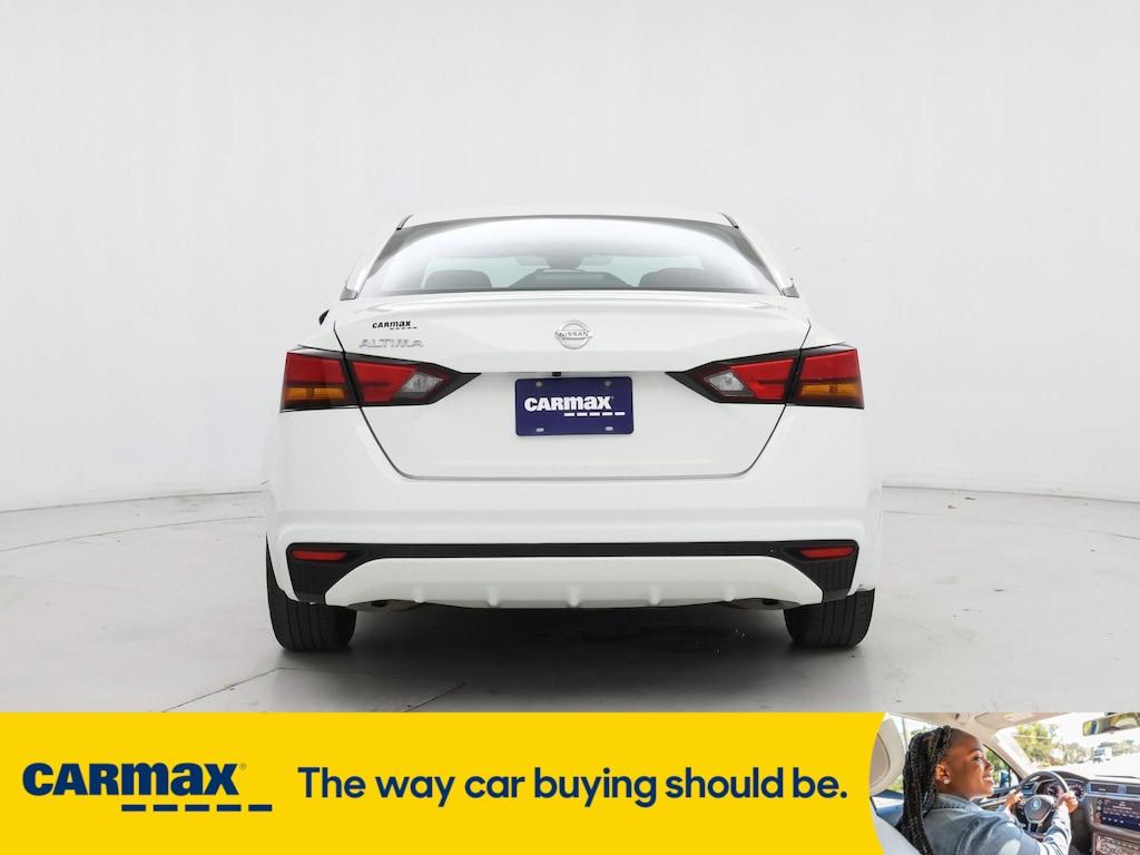 used 2022 Nissan Altima car, priced at $19,998