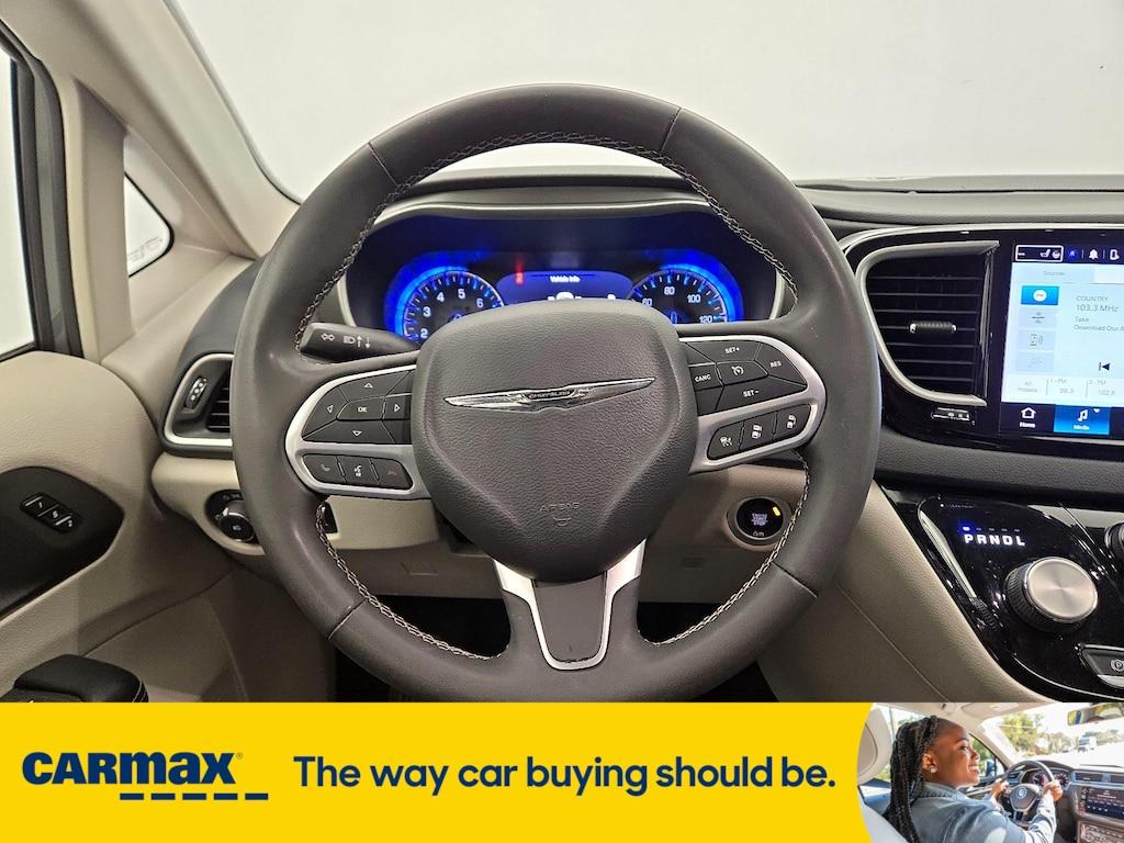 used 2022 Chrysler Pacifica car, priced at $26,998