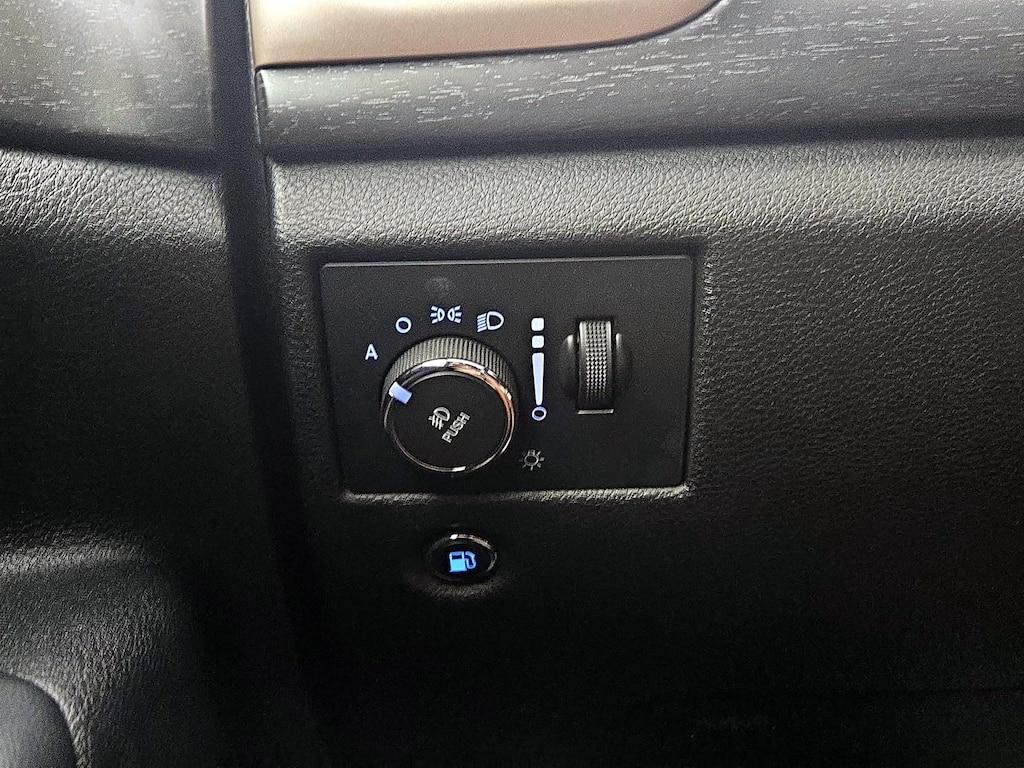 used 2017 Jeep Grand Cherokee car, priced at $16,998