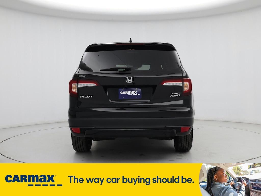 used 2022 Honda Pilot car, priced at $30,998