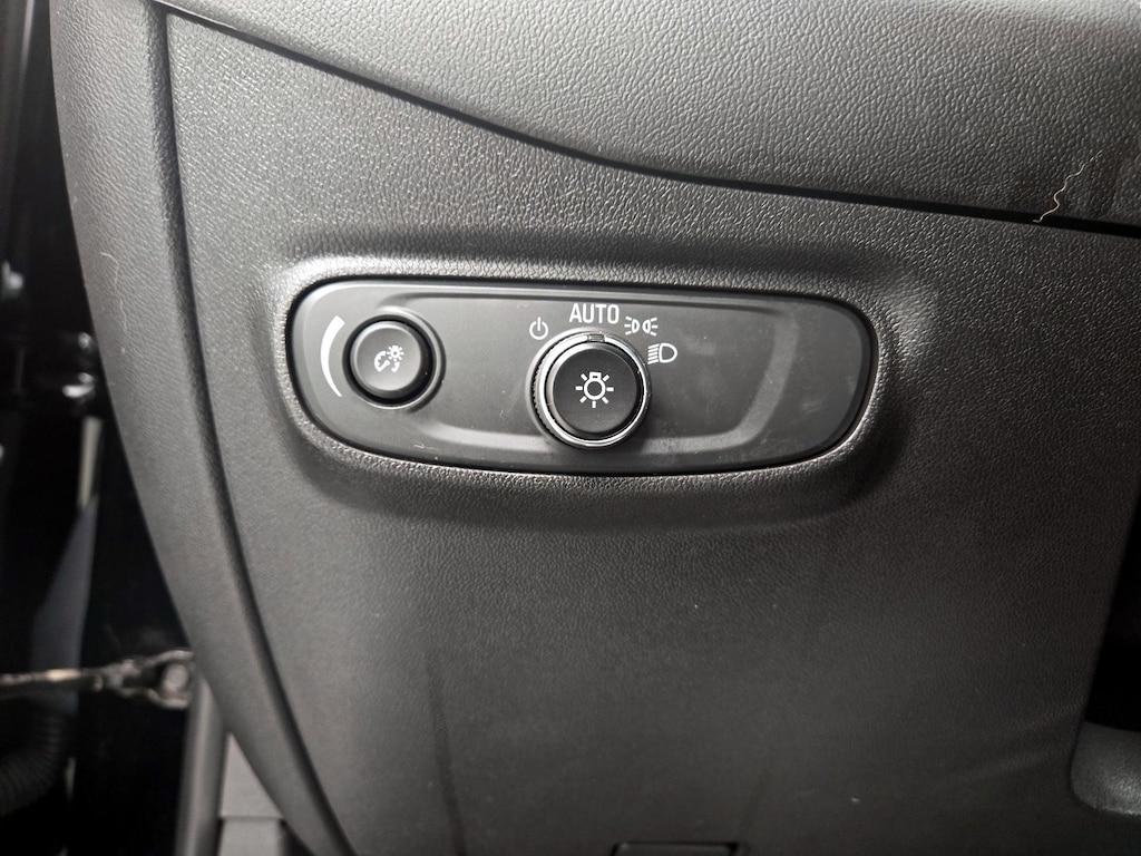 used 2024 Chevrolet Equinox car, priced at $25,998