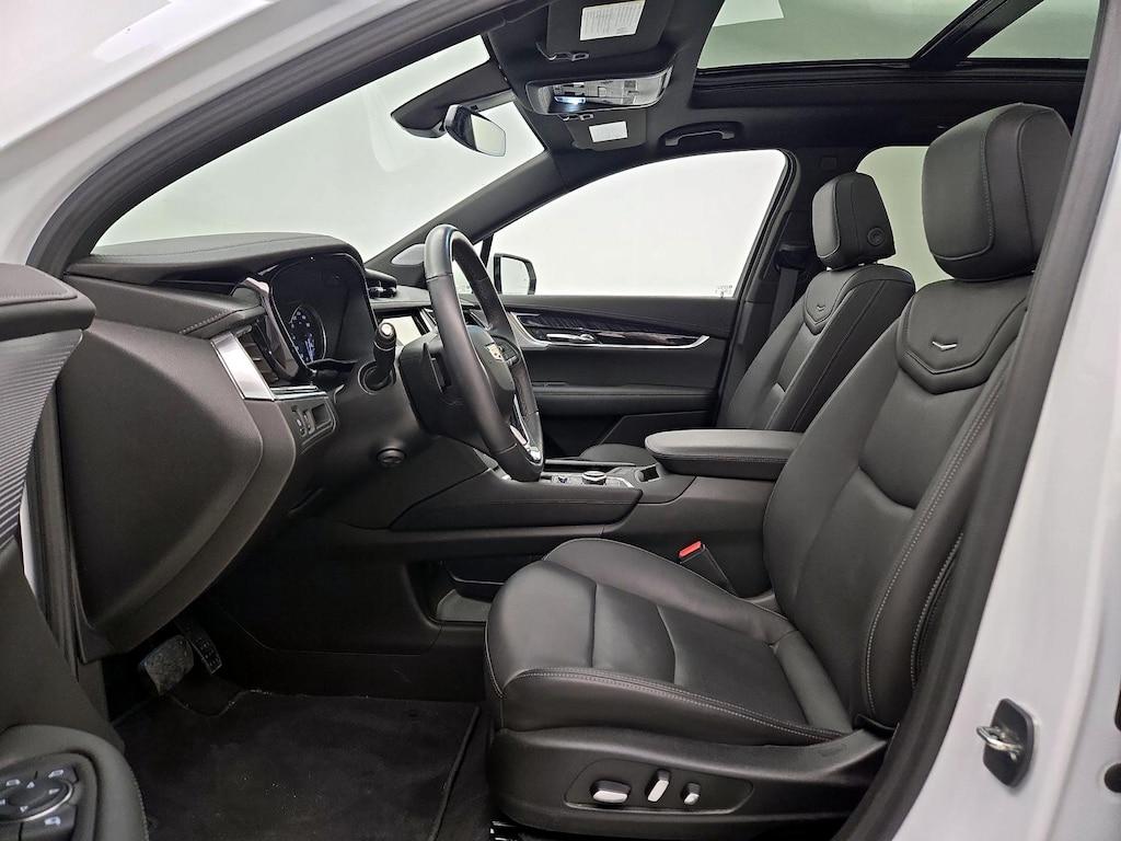 used 2023 Cadillac XT6 car, priced at $44,998