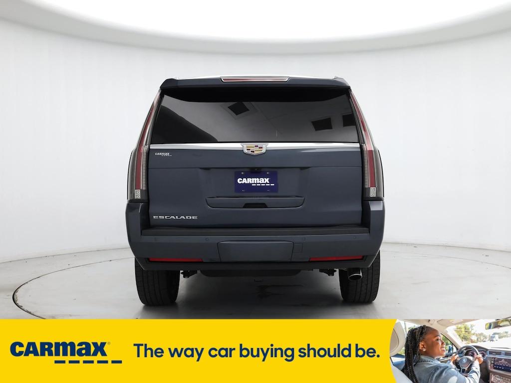 used 2019 Cadillac Escalade car, priced at $50,998