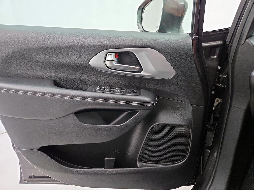 used 2019 Chrysler Pacifica car, priced at $28,998