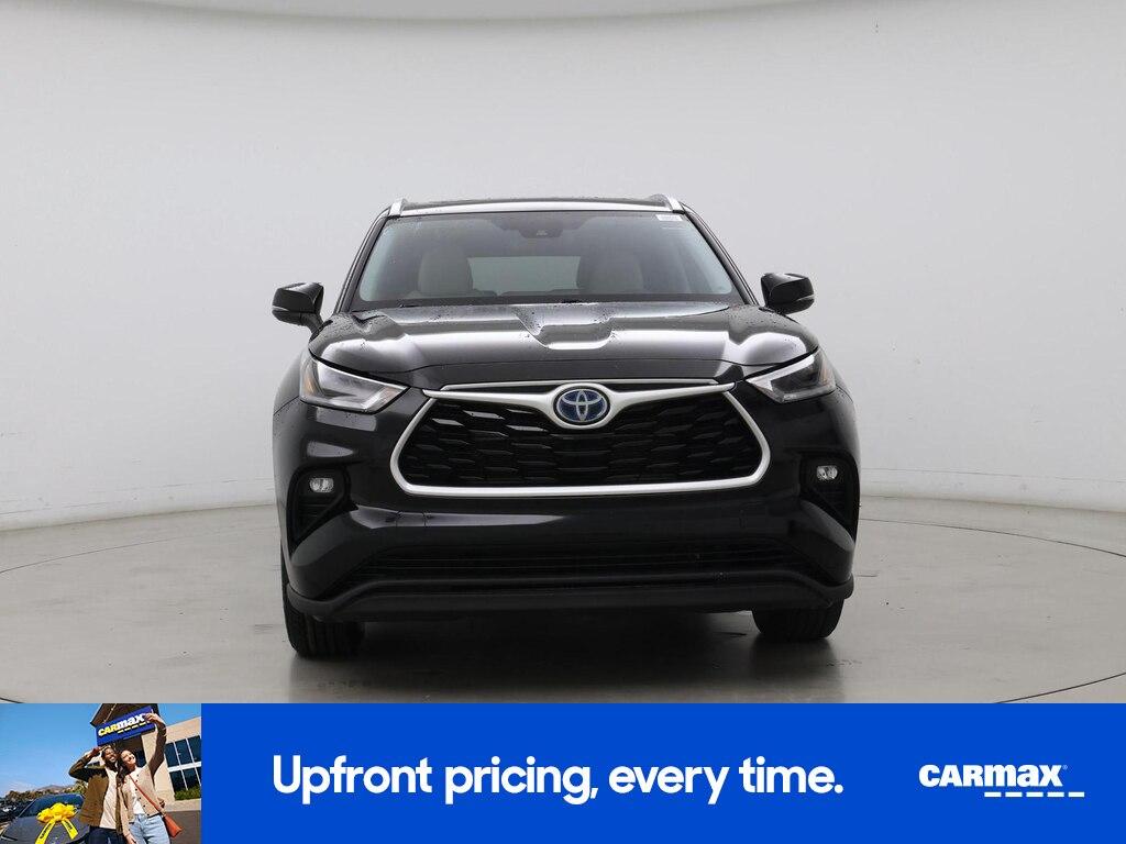 used 2021 Toyota Highlander Hybrid car, priced at $37,998