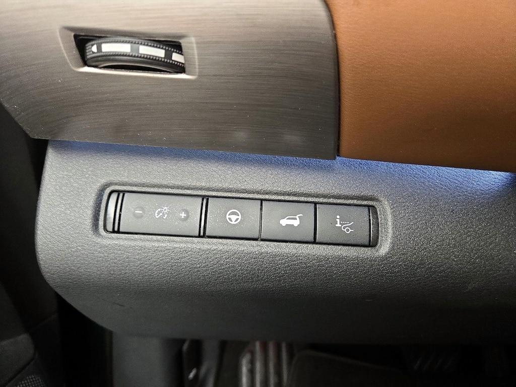used 2022 Nissan Pathfinder car, priced at $40,998