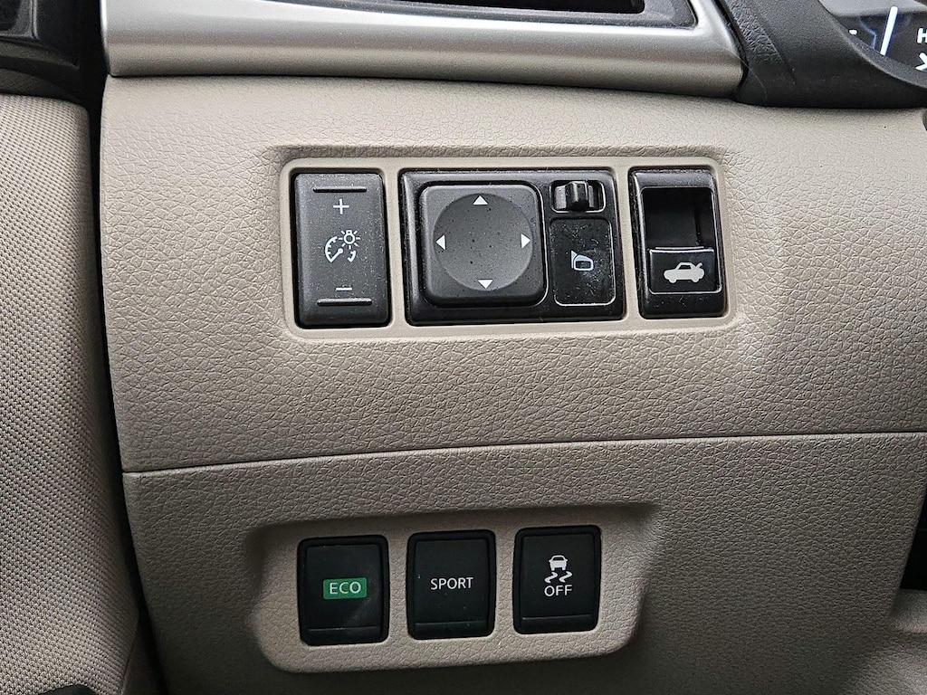 used 2016 Nissan Sentra car, priced at $14,998