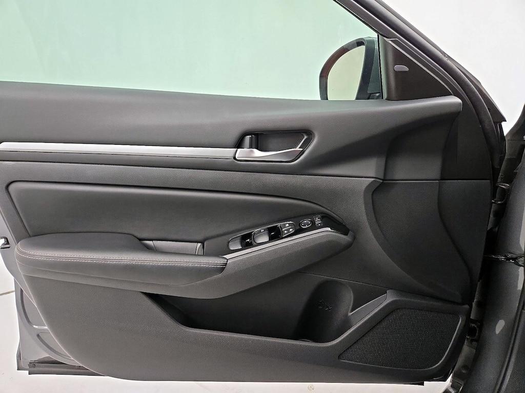 used 2023 Nissan Altima car, priced at $23,998