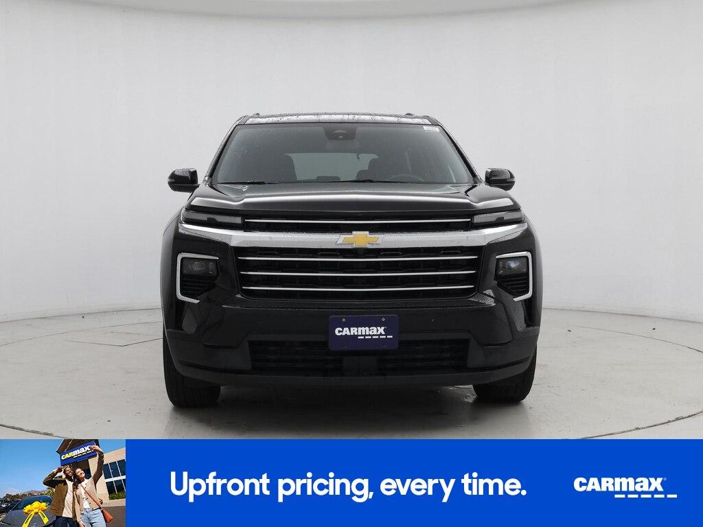used 2025 Chevrolet Traverse car, priced at $39,998