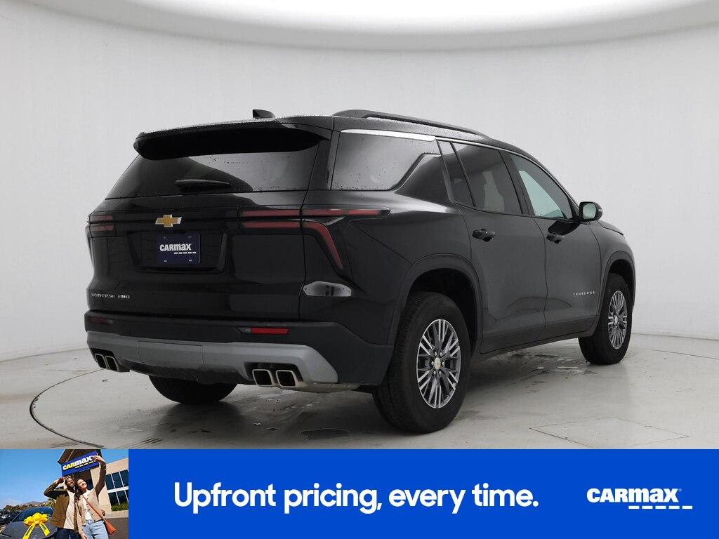 used 2025 Chevrolet Traverse car, priced at $39,998