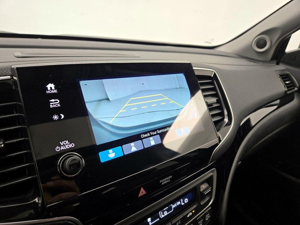 used 2020 Honda Pilot car, priced at $33,998