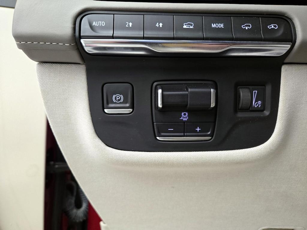 used 2021 Cadillac Escalade car, priced at $72,998