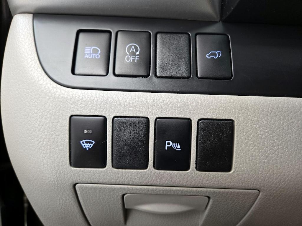 used 2018 Toyota Highlander car, priced at $28,998