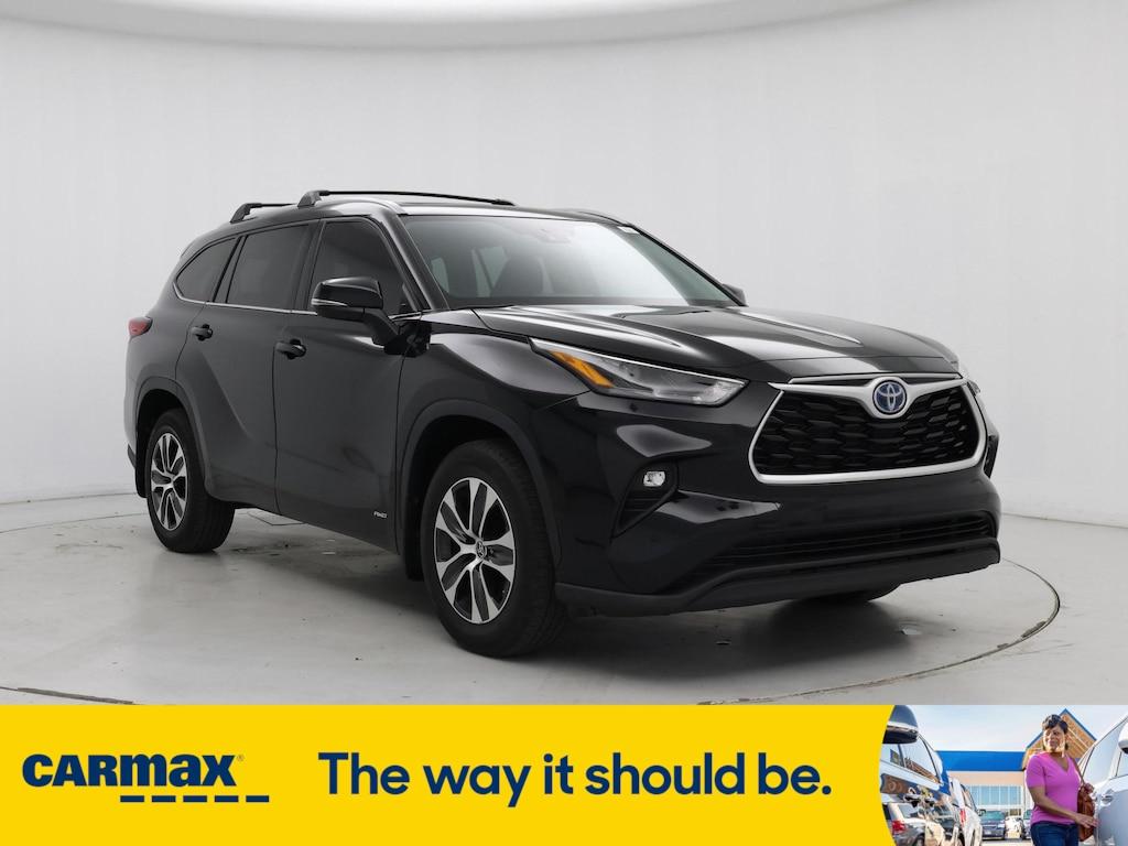 used 2022 Toyota Highlander Hybrid car, priced at $41,998