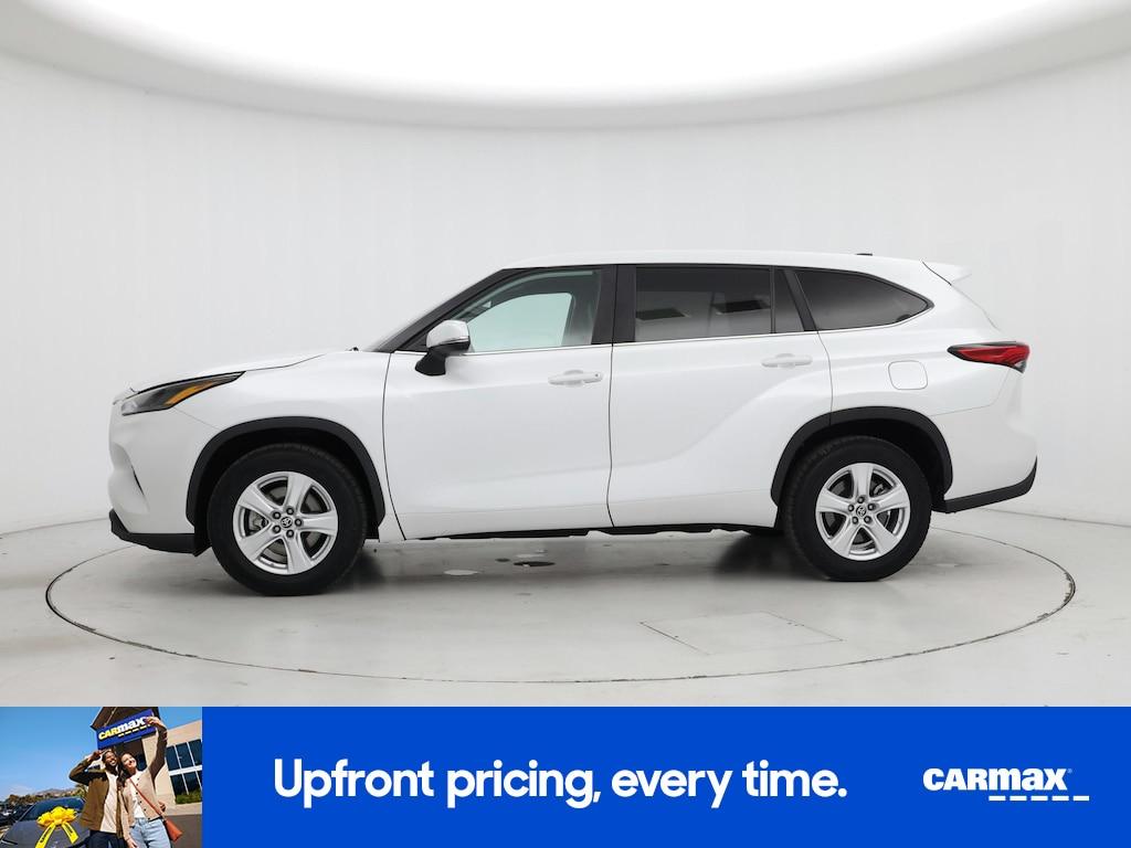 used 2023 Toyota Highlander Hybrid car, priced at $32,998