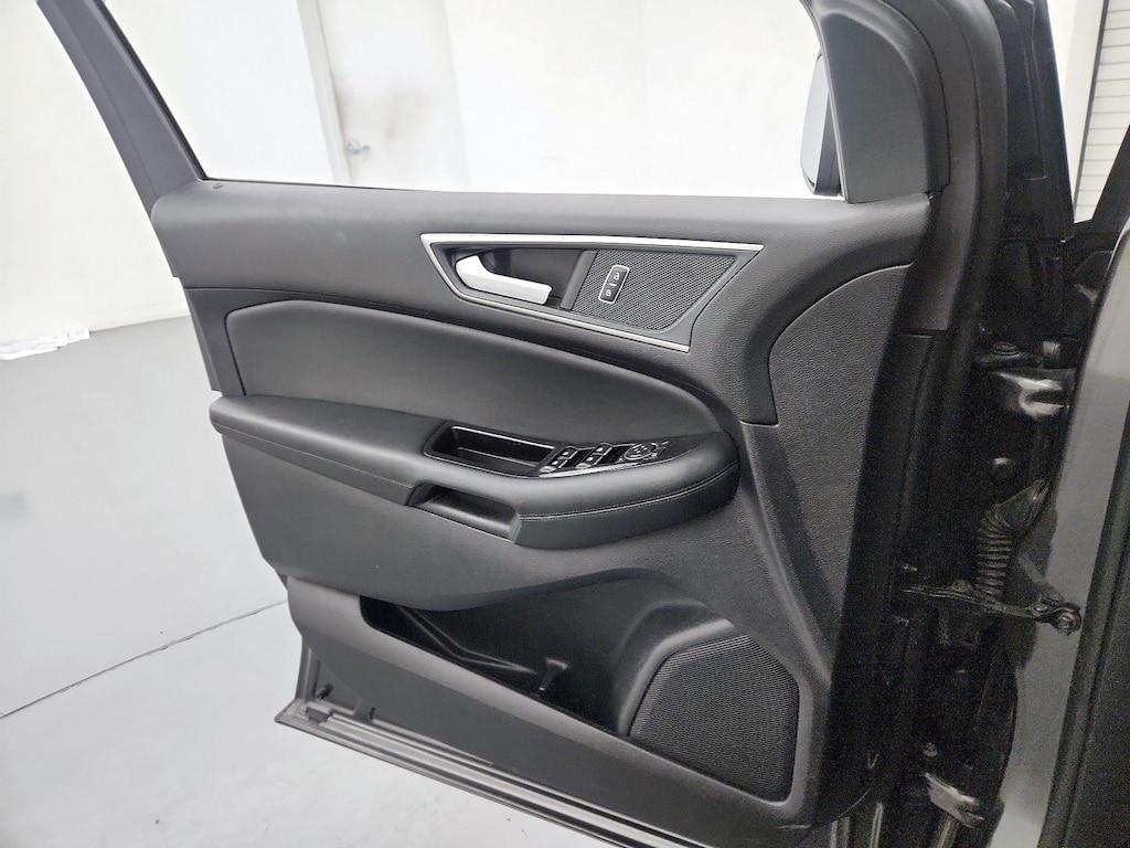used 2019 Ford Edge car, priced at $17,998