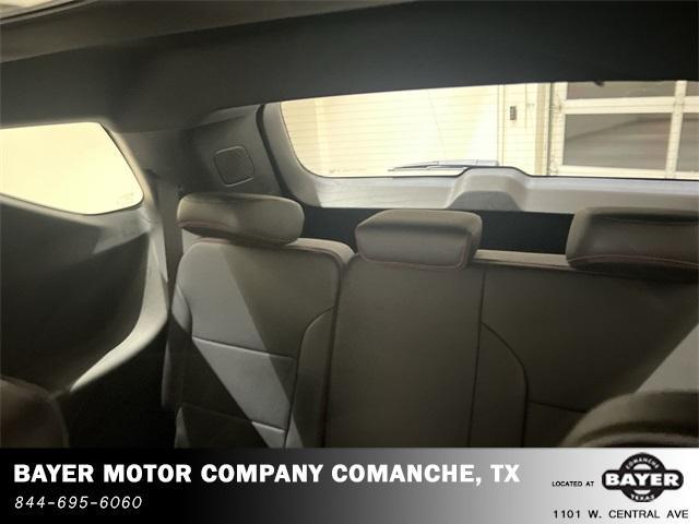 new 2025 Chevrolet Traverse car, priced at $57,095