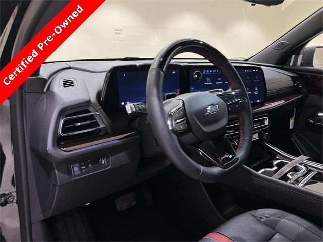 used 2025 Chevrolet Traverse car, priced at $54,890