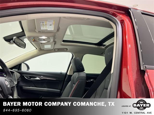 used 2023 Buick Envision car, priced at $35,990