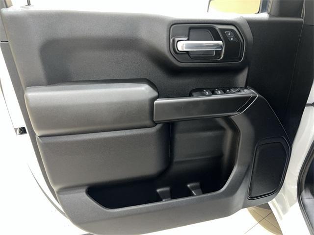 new 2024 Chevrolet Silverado 1500 car, priced at $40,461