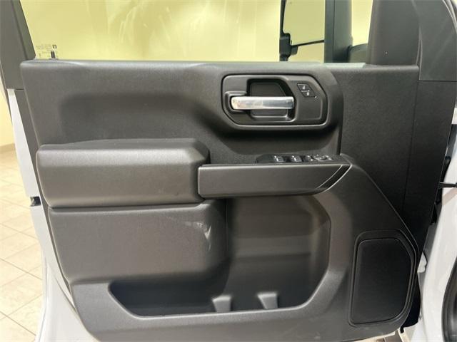new 2025 Chevrolet Silverado 2500 car, priced at $54,401