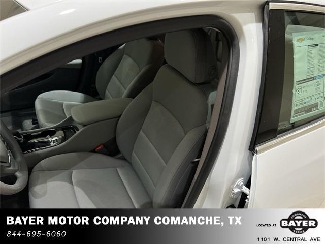 new 2025 Chevrolet Malibu car, priced at $26,245