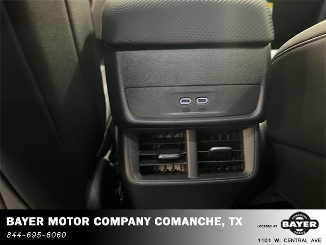 new 2026 Chevrolet Equinox car, priced at $33,085