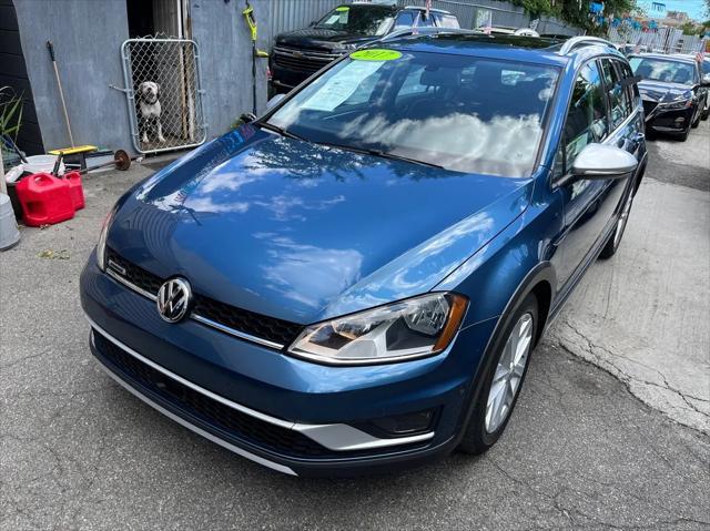 used 2017 Volkswagen Golf Alltrack car, priced at $12,995